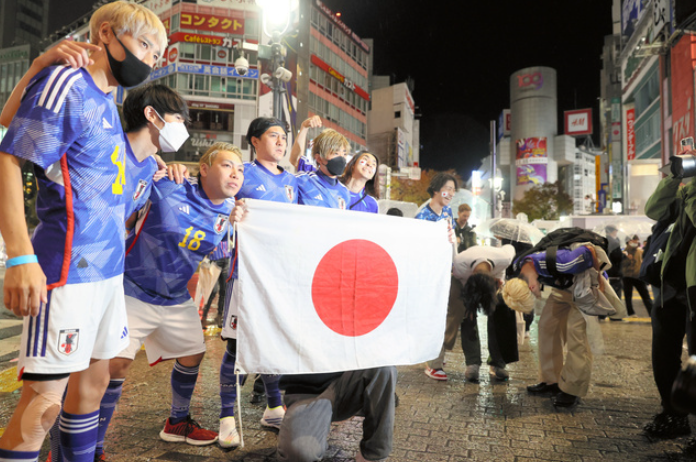 历史上日本对德国队足球_日本球员德国_在德国踢球的日本球员